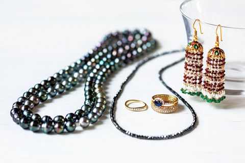 Fashion accessory, Jewellery, Bead, Necklace, Body jewelry, Jewelry making, Chain, Gemstone, Earrings, Metal, 