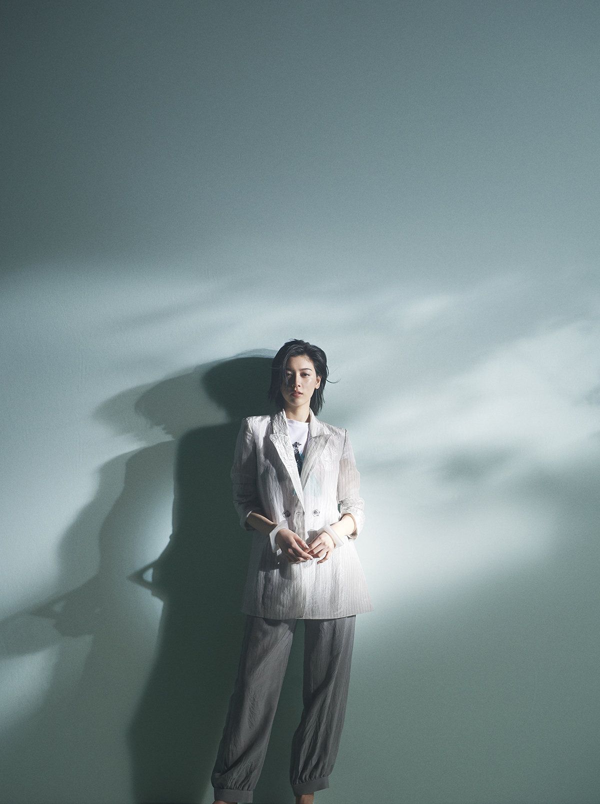 極美品 三吉彩花着用 エンポリオアルマーニ ファーコート バイカラー L相当 超美品 定価10万 エンポリオアルマーニ 三吉彩花着 ファーコート