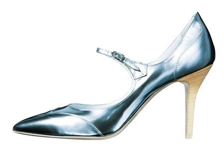 Footwear, Basic pump, High heels, Beige, Teal, Bridal shoe, Foot, Silver, Dancing shoe, Leather, 