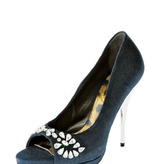 Footwear, Product, High heels, Basic pump, Fashion, Black, Tan, Beige, Court shoe, Sandal, 