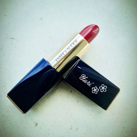 Red, Lipstick, Cosmetics, Pink, Beauty, Electric blue, Tints and shades, Material property, Lip gloss, Gloss, 