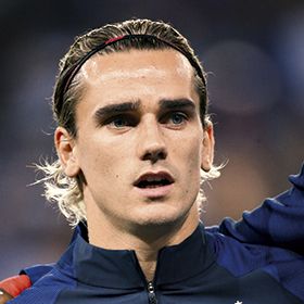 今月は フランスの貴公子的フットボールプレーヤーを紹介