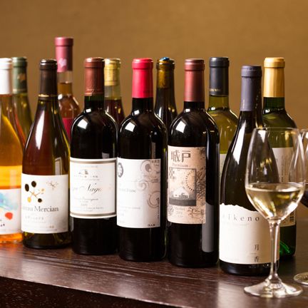 Bottle, Alcoholic beverage, Glass bottle, Drink, Wine bottle, Alcohol, Wine, Distilled beverage, Product, Wine glass, 