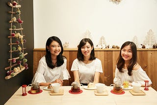 学習院大学エレ女 4 キャンパストーク