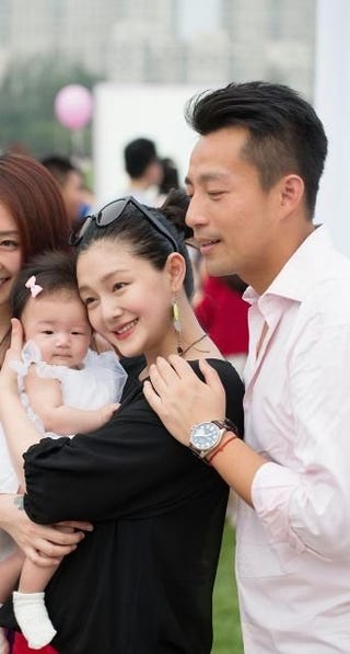 アジアンスターのド派手婚 中国のレストラン王子と交際60日の電撃婚 バービー スー アジアンスターのド派手婚 中国のレストラン王子と交際60日の電撃婚 バービー スー