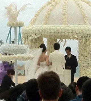 アジアンスターのド派手婚 中国のレストラン王子と交際60日の電撃婚 バービー スー アジアンスターのド派手婚 中国のレストラン王子と交際60日の電撃婚 バービー スー