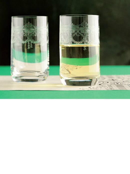 Liquid, Fluid, Glass, Drinkware, Green, Drink, Highball glass, Transparent material, Aqua, Teal, 