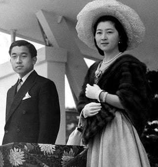 平成から令和 日本の皇室新時代へ