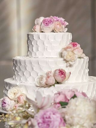 お花で華やか ロマンティックケーキ集