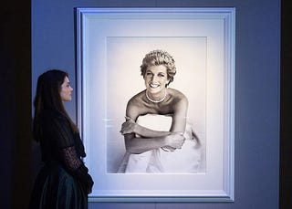 ダイアナ妃 伝説的ショートヘア誕生秘話 ダイアナ妃 伝説的ショートヘア誕生秘話