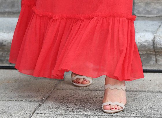 キャサリン妃 赤のセクシーなドレスに視線集中! キャサリン妃 赤のセクシーなドレスに視線集中!