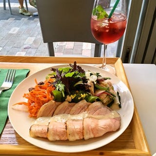 New Openのデリ 広尾でヘルシーランチ セージ アンド フェンネル Sage And Fennel