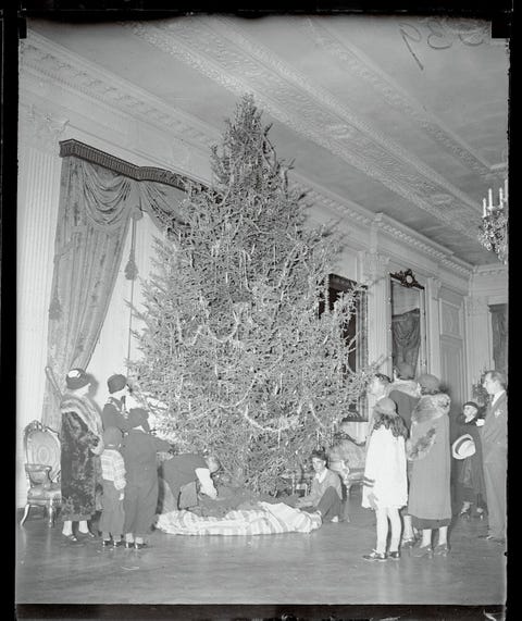 あなたの生まれた年に飾られたホワイトハウスのクリスマスツリーは 1934年 1987年