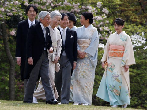 きらびやかに伝統美をまとう 皇室のお着物スタイル総覧