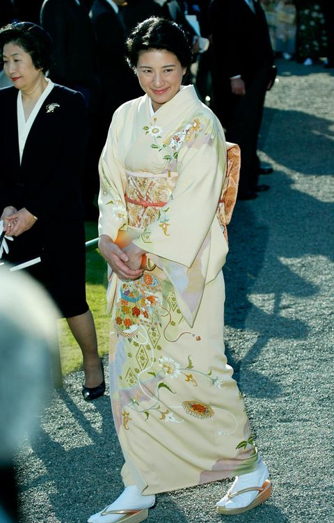 きらびやかに伝統美をまとう 皇室のお着物スタイル総覧