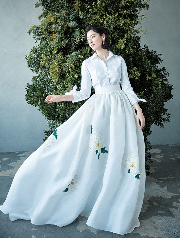 2019年『25ansWedding』を彩った三吉彩花さん♡美しきドレス図鑑 2019年『25ansWedding』を彩った三吉彩花さん♡美しきドレス図鑑