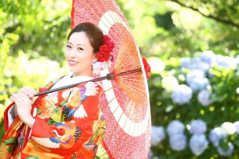 Clothing, Beauty, Costume, Spring, Photo shoot, Photography, Tradition, Kimono, Plant, 