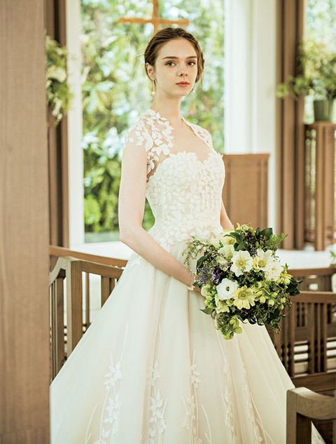 Gown, Bride, Wedding dress, Dress, Clothing, Photograph, Shoulder, Bridal clothing, Bridal party dress, Beauty, 