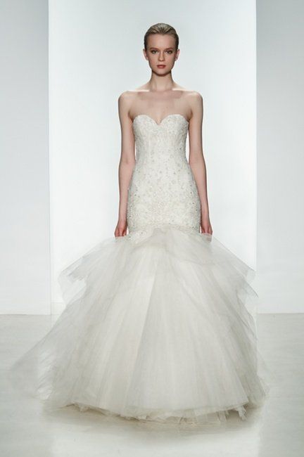Gown, Wedding dress, Clothing, Dress, Fashion model, Bridal party dress, Bridal clothing, Bride, Photograph, Shoulder, 