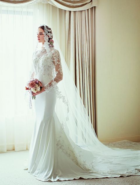 日本の花嫁を輝かせる 国内人気デザイナーが贈る最愛ドレス