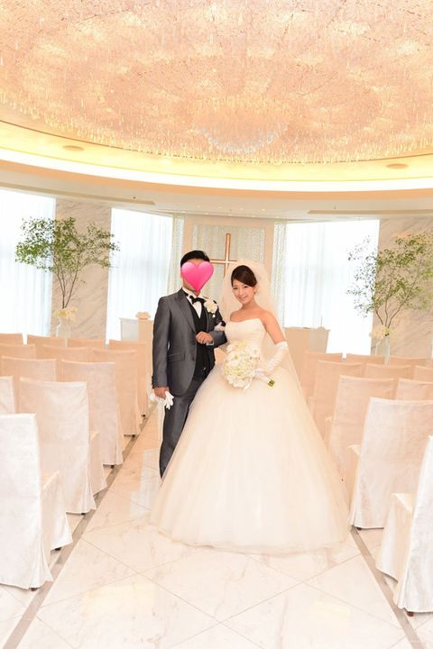 Bride, Wedding dress, Photograph, White, Dress, Gown, Bridal clothing, Clothing, Wedding, Ceremony, 