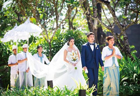 Photograph, Ceremony, Yellow, Event, Wedding dress, Bride, Wedding, Marriage, Bridal clothing, Plantation, 