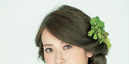 Hairstyle, Style, Headgear, Fashion, Costume, Costume accessory, Kimono, Costume design, Tradition, Artificial flower, 