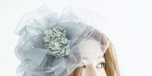 Clothing, Hairstyle, Skin, Shoulder, Bridal accessory, Headpiece, Hair accessory, Headgear, Beauty, Costume accessory, 