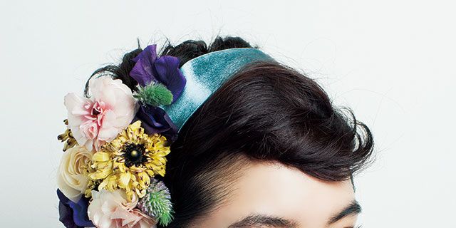 Blue, Petal, Flower, Hair accessory, Bouquet, Style, Eyelash, Cut flowers, Headgear, Headpiece, 
