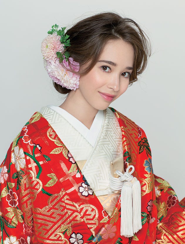 生花 ヘアアクセサリーでつくる きものヘア最旬スタイル