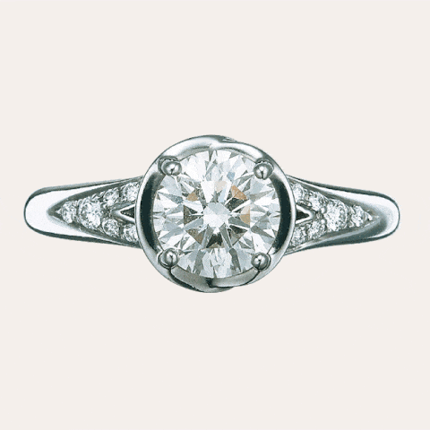 Jewellery, Ring, Engagement ring, Diamond, Fashion accessory, Platinum, Gemstone, Pre-engagement ring, Body jewelry, Metal, 