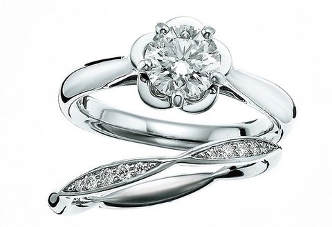 Pre-engagement ring, Ring, Engagement ring, Diamond, Jewellery, Fashion accessory, Platinum, Body jewelry, Wedding ring, Gemstone, 