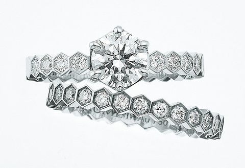 Diamond, Fashion accessory, Jewellery, Engagement ring, Ring, Gemstone, Body jewelry, Platinum, Silver, Silver, 