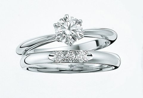 Ring, Engagement ring, Platinum, Pre-engagement ring, Diamond, Jewellery, Fashion accessory, Wedding ring, Metal, Wedding ceremony supply, 