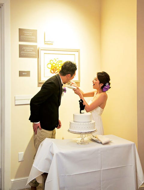 Tablecloth, Cake, Trousers, Dessert, Bridal clothing, Dress, Baked goods, Outerwear, Wedding dress, Coat, 