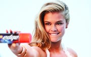 Nina Agdal ニーナ アグダル に関する最新記事 エル ガール Ellegirl 公式