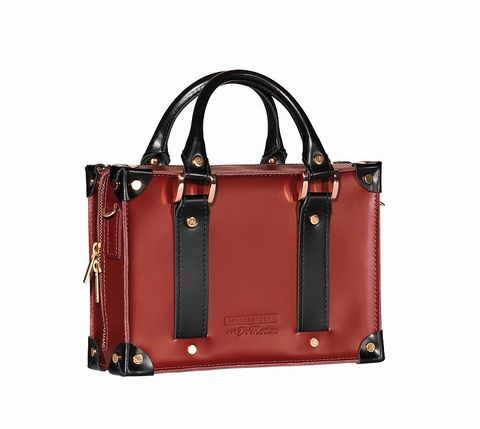 Brown, Product, Bag, Fashion accessory, Style, Luggage and bags, Shoulder bag, Leather, Maroon, Handbag, 
