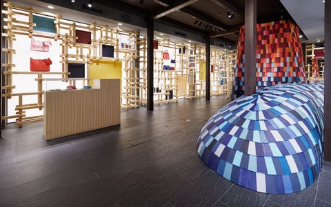 伊勢丹新宿店 エルメス が 待望のリニューアルopen