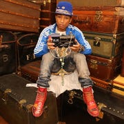 Pharrell Williams ファレル ウィリアムス に関する最新記事 エル ガール Ellegirl 公式 Pharrell Williams ファレル ウィリアムス に関する最新記事 エル ガール Ellegirl 公式