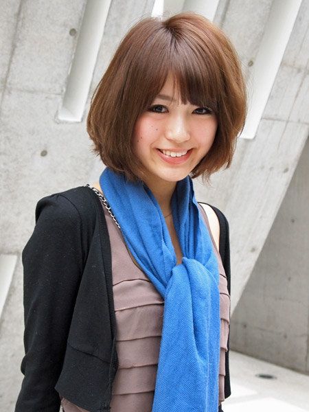 Hairstyle, Bangs, Style, Street fashion, Electric blue, Step cutting, Bob cut, Hime cut, Hair coloring, Feathered hair, 