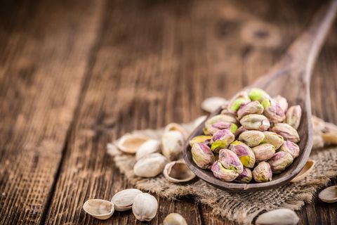 Wood, Ingredient, Pistachio, Produce, Hardwood, Nut, Nuts & seeds, Still life photography, Natural foods, Bivalve, 