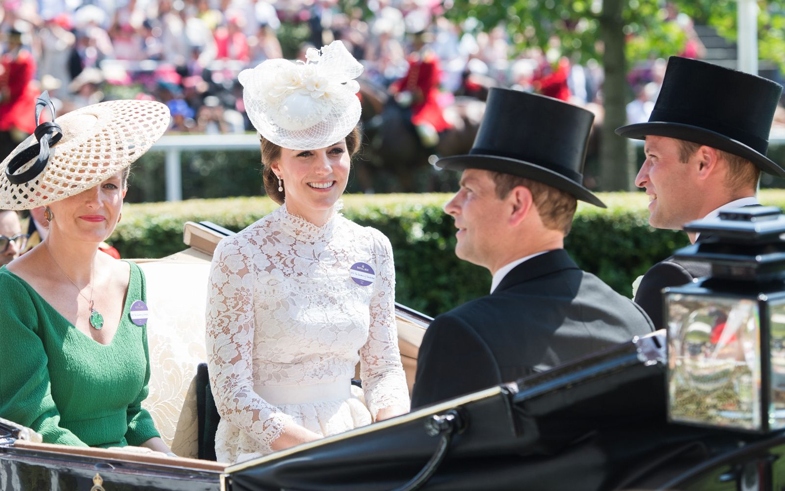 紳士淑女が集う競馬の祭典、ロイヤル・アスコットのドレスコードが厳格に！