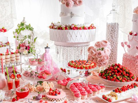 Decoration, Pink, Christmas decoration, Food, Sweetness, Confectionery, Table, Plant, Dessert, Peach, 
