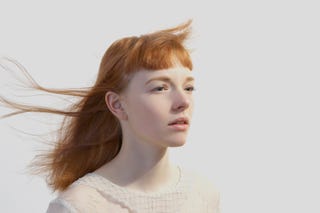 ベタベタ油っぽい髪をサラサラ美髪に 髪の毛がベタつく原因とヘアケア方法を伝授 ベタベタ油っぽい髪をサラサラ美髪に 髪の毛がベタつく原因とヘアケア方法を伝授