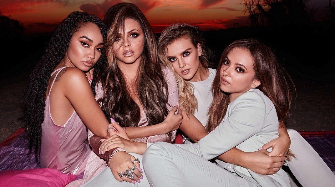 リトルミックス　サイン入り　little mix リトル・ミックス直筆サイン入り超 大型写真…Little Mix - メルカリ