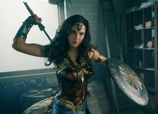 ガル ガドット 伝記ドラマで往年の女優ヘディ ラマー役をオファー