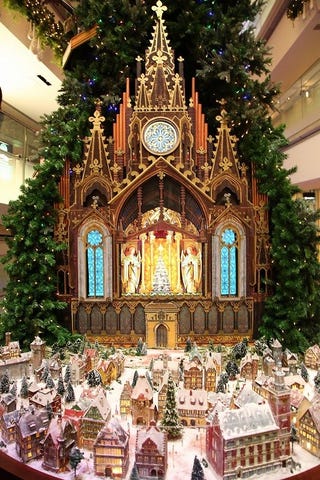 表参道ヒルズで過ごす ちょっぴりメルヘンなクリスマスをご紹介 表参道ヒルズで過ごす ちょっぴりメルヘンなクリスマスをご紹介