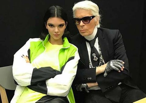 歴代ミューズや元祖スーパーモデルから有名デザイナーまで カール ラガーフェルドの追悼snsまとめ