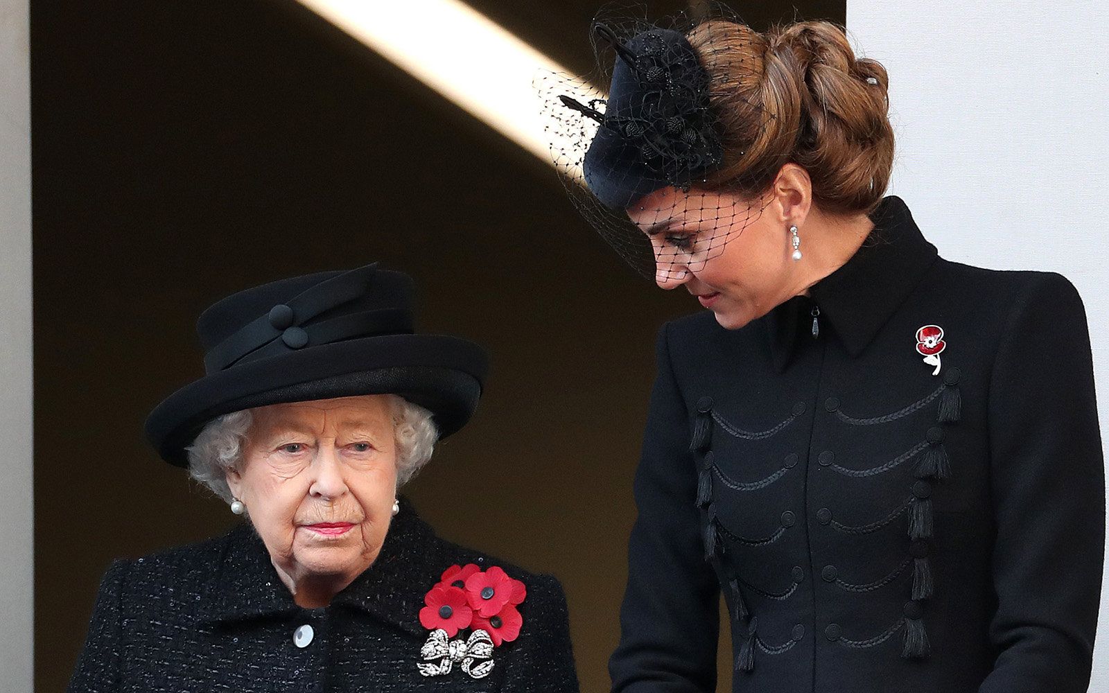 queen-elizabeth-2.jpg-small.jpg