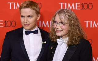 ウディ アレン監督 恋人の養女との恋愛は まったく後悔していない